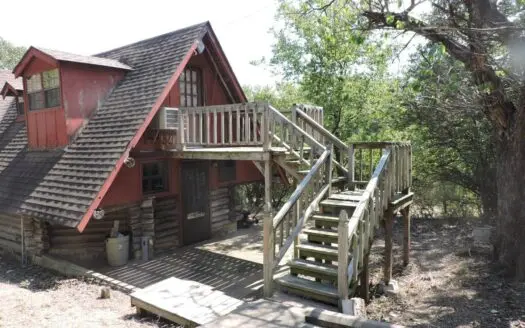 Cabin Home for Sale in Town