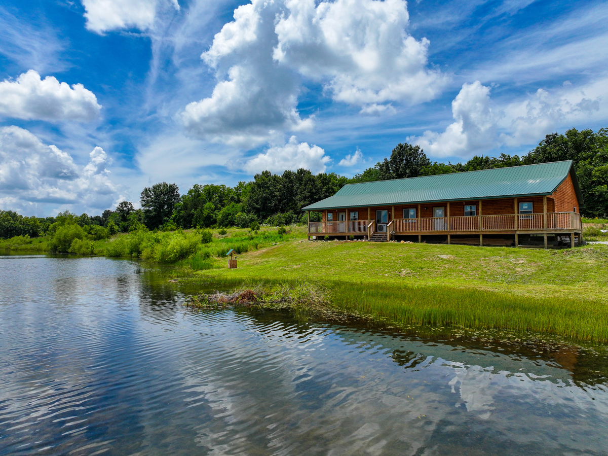 Home on Private Lake for Sale Collins MO