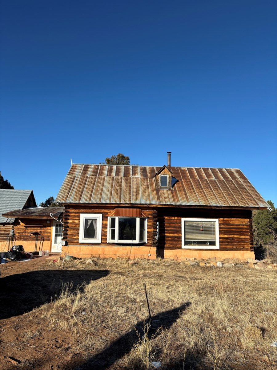 Cabin for Sale in Gallina