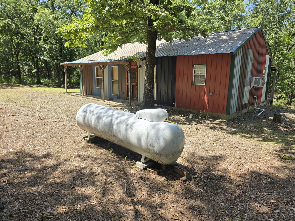 Cedar Lake Cabin – Adjoining Ouachita National Forest