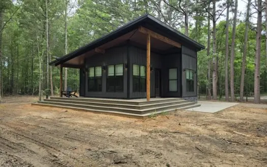 Billy Creek Recreational Cabin – National Forest Area