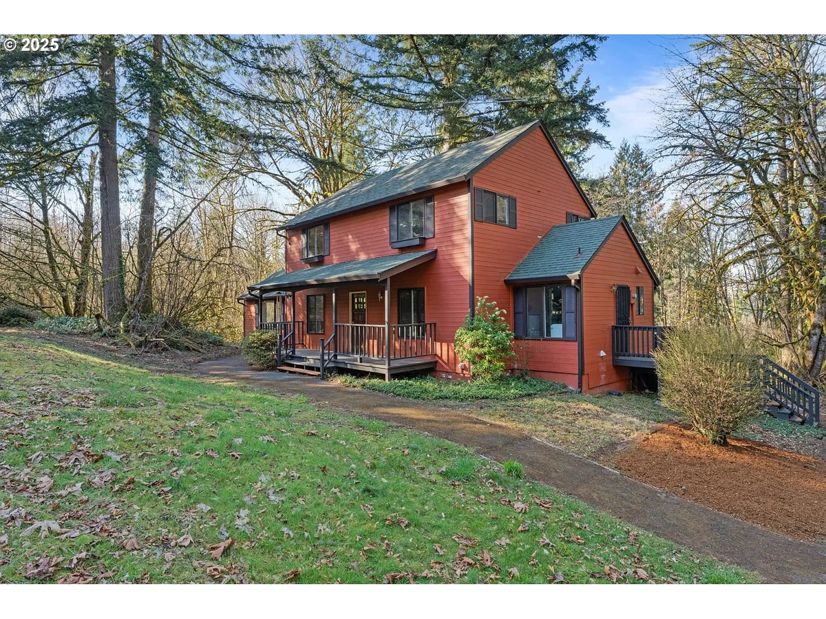 Brush Prairie WA Acreage Property with Home, Utilities, Views – Near Vancouver