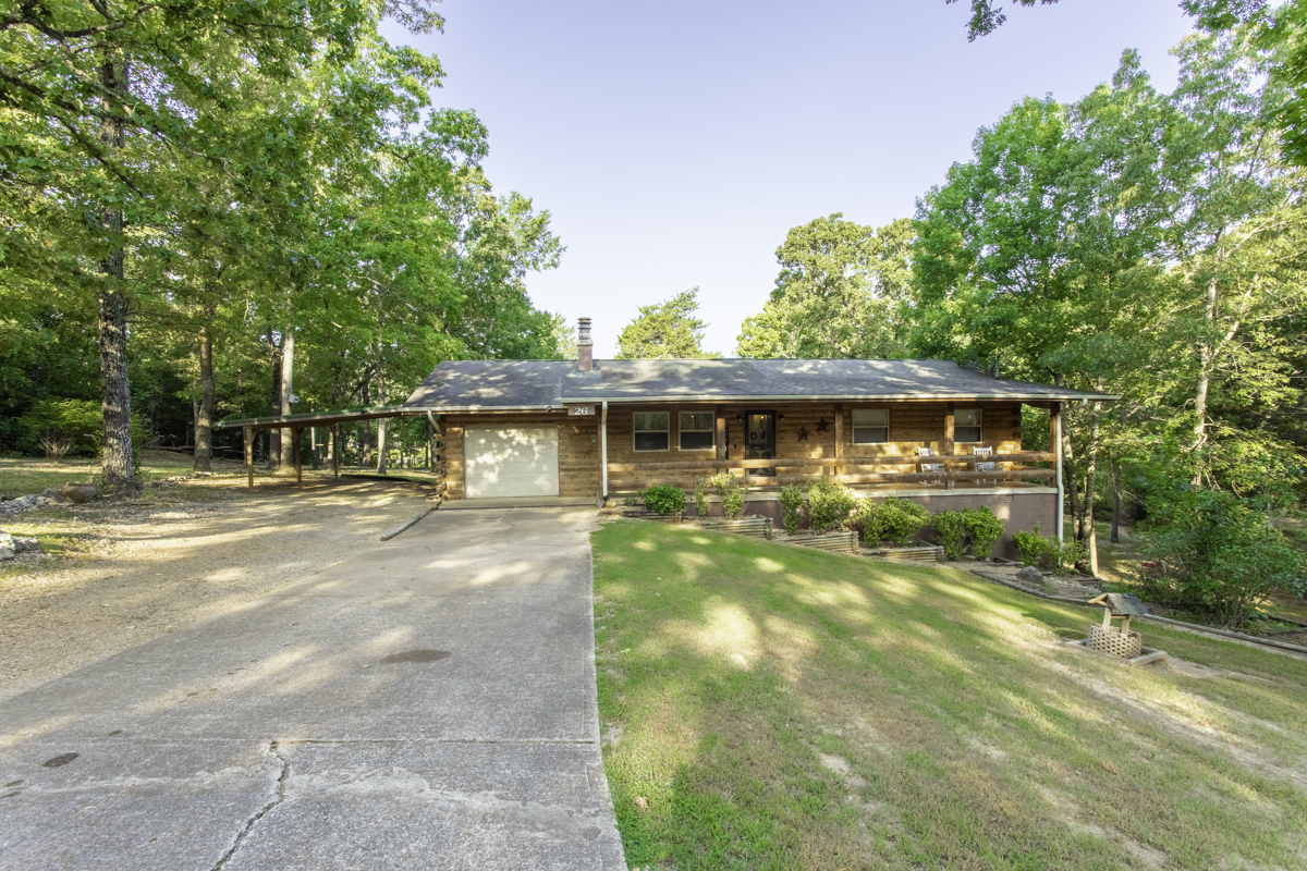 Lakefront Home For Sale in Cherokee Village AR