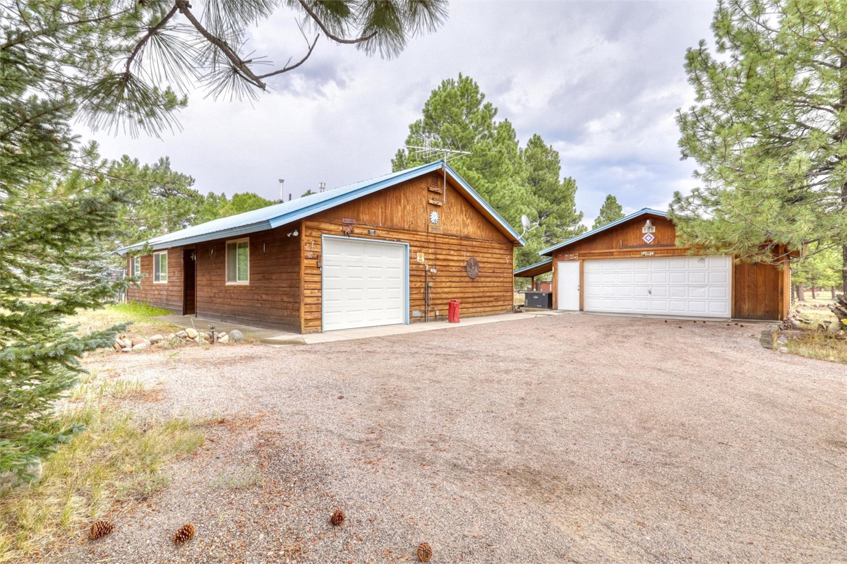 Cabin For Sale in Chama, New Mexico