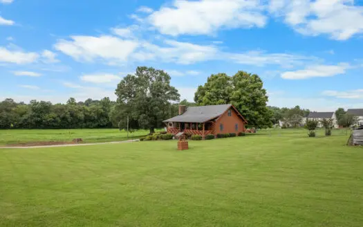 Cedar Log Cabin For Sale In Davidson County