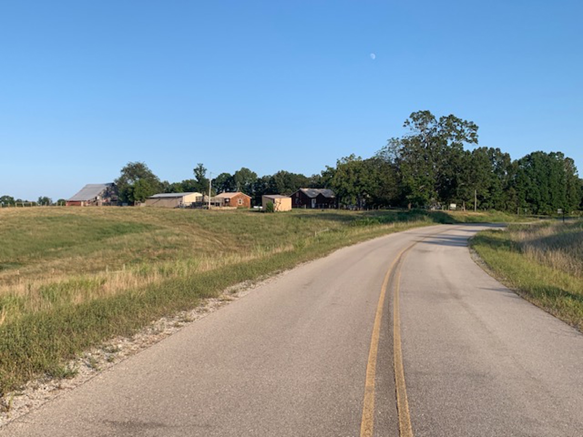 2 Homes, 4 Acres, Big Workshop