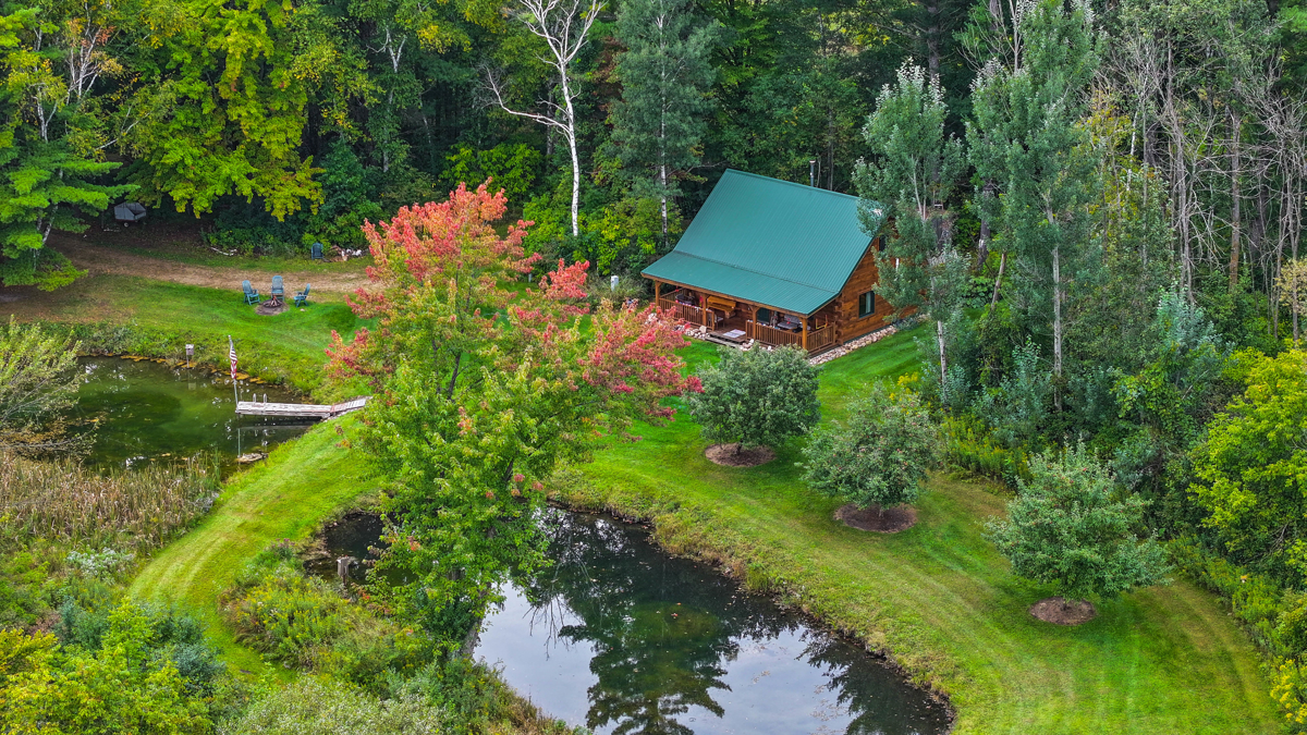 Country Retreat For Sale in Iola, WI