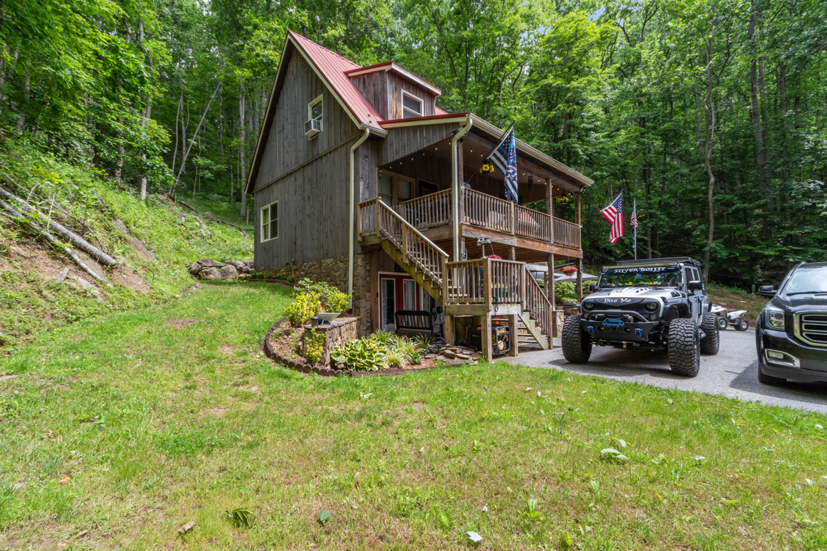 Mountain Home for Sale in Western NC