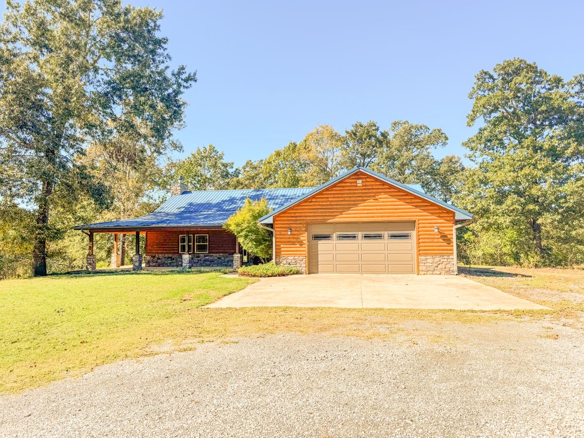 Log-Sided Home in the Woods – Atoka County, OK