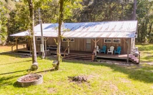 30-acre Florida Hunting Camp/Country Home 2BR/2BA