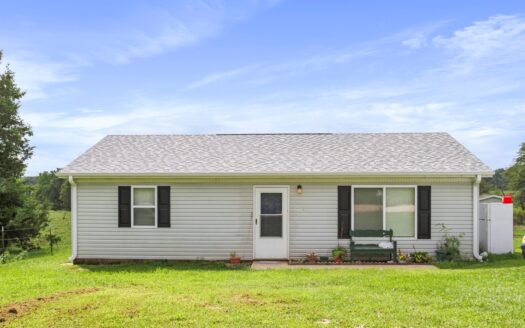 Income Producing Cabin Retreat in the Missouri Ozarks – Dora MO