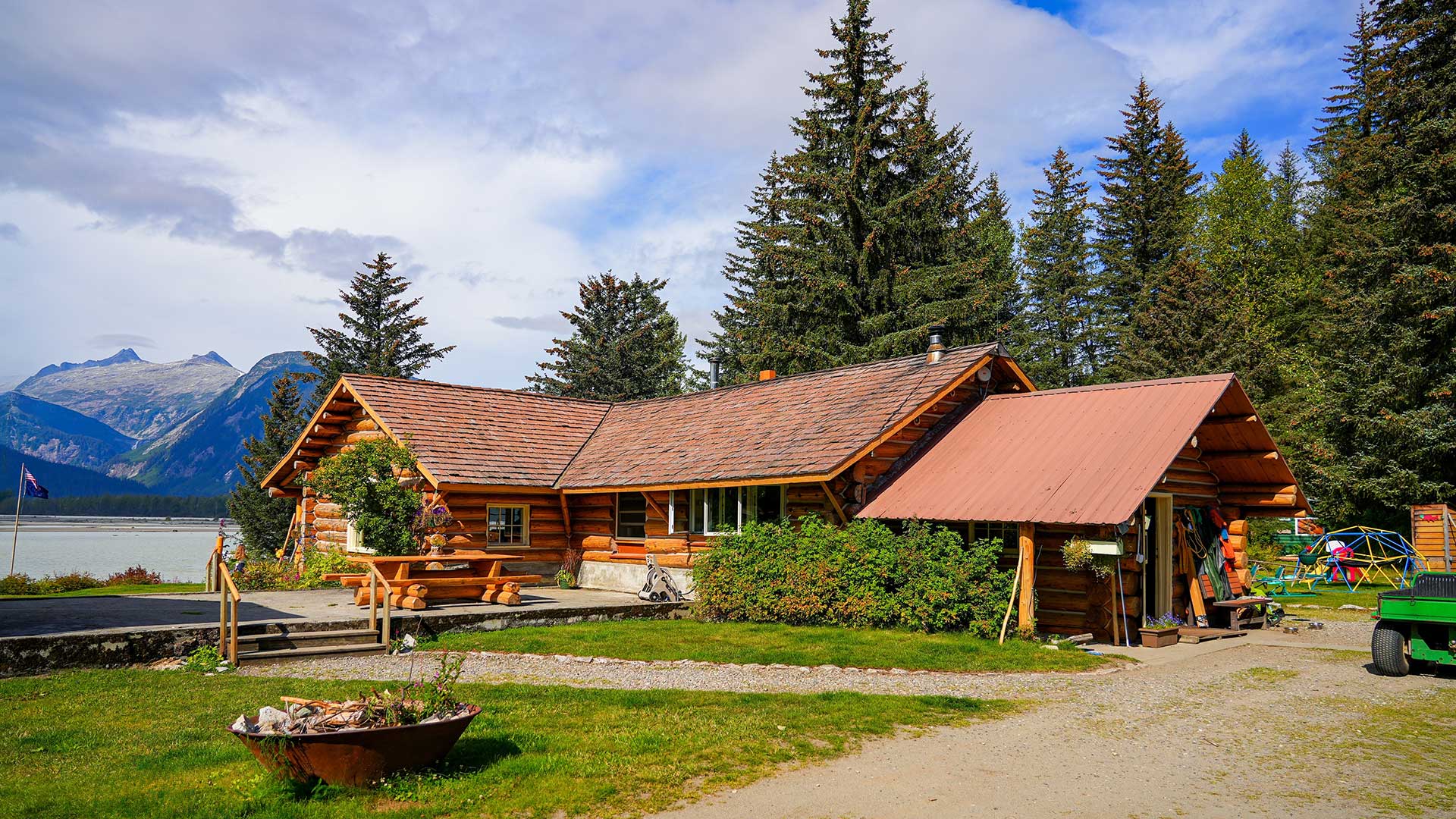 Log Homes and Cabins for Sale | United Country Real Estate, image size:1920x1080