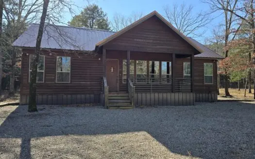 Two Stunning Rustic Cabins & Outdoor Kitchen – National Forest