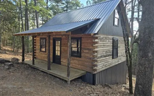 Cabin Adjoining National Forest – Billy Creek Recreational Area