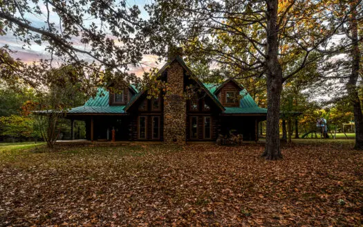 East Texas Ranch with Log Home and Timberland