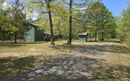 Cabin & 7 Acres – Near National Forest