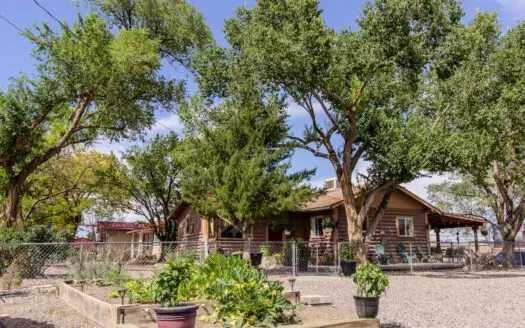 Log cabin in downtown Olathe Colorado