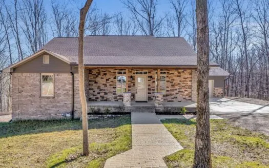Country Home for Sale in Lewis County, Tennessee