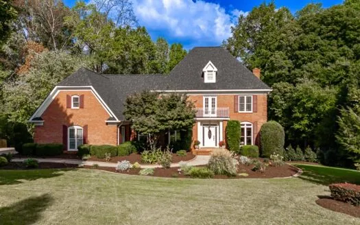 Luxury executive home with pool in Buford Gwinnett GA