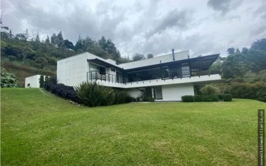 Country house in Llanogrande, Rionegro