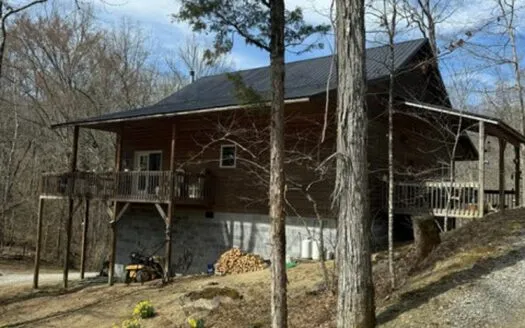 2 Bedroom Riverfront Home 42.5 Acres For Sale In East Tennessee