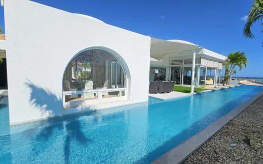 Villa Palm Beach ā Your Beachfront Paradise in Vistamar, Panama