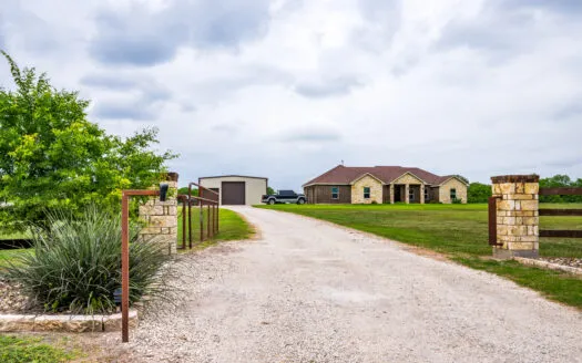 Charming 3.4-Acre Country Home with Shop + Office | Orange Grove