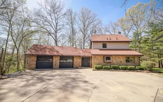 Charming Country Home on 4± Acres | Bloomington, IN
