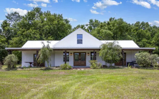 Country Home on 40 acres for Sale in Suwannee County, Florida