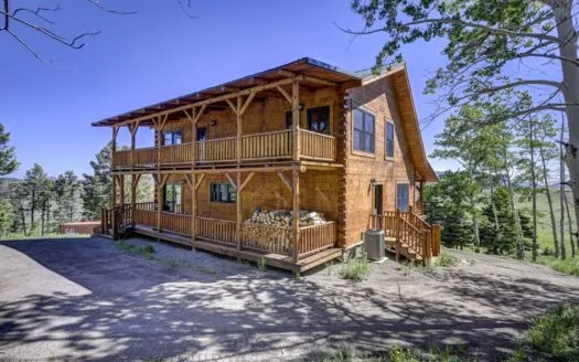 Experience the Best of Log Home Living in Westcliffe, CO