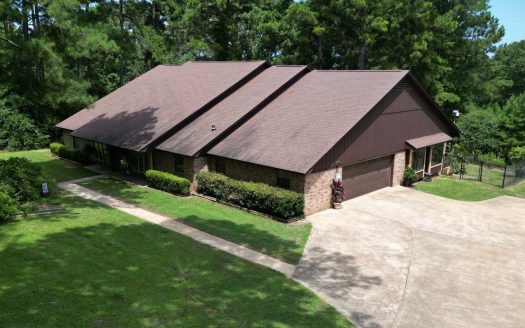 Home in Woodland Lake Estates in Atlanta, TX