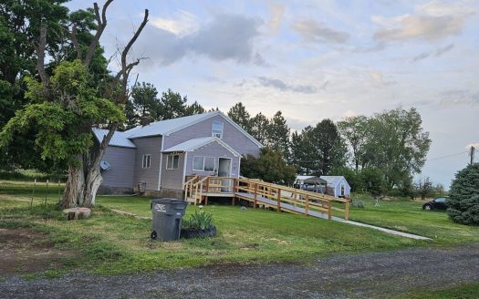 Central Washington Hay Farm for Sale with Homestead / Water Right