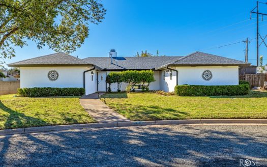 Large Home in San Angelo Texas