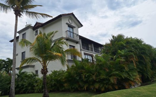 Exclusive Lake View 3 Bedrooms Apartment Buenaventura Panama