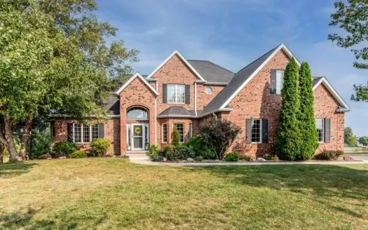 Family Residence or Airbnb Business in Western Iowa