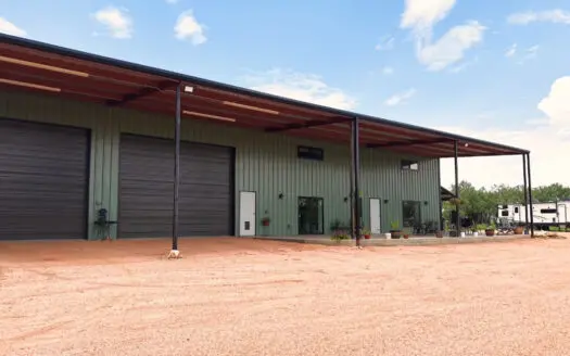 Luxury Barndominum on 85 Acres Rochelle, TX