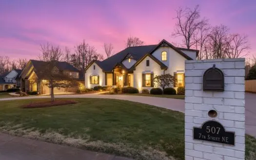 NEW LISTING – 507 7th Street NE #29, Conover, NC 28613