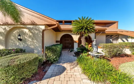 Luxury Pool Home located in Lakeland Florida