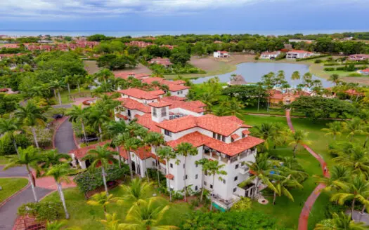 Luxury Lakeview Apartment in Buenaventura Golf & Beach Resort