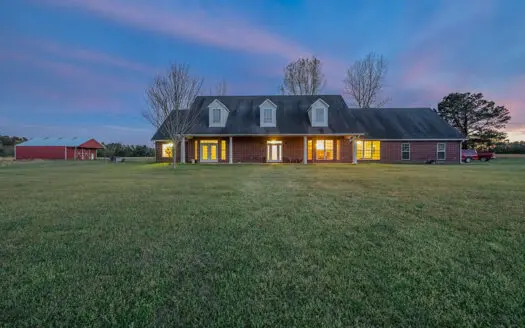 68.78 Acres Near Texarkana – Ponds, Barn & Country Home