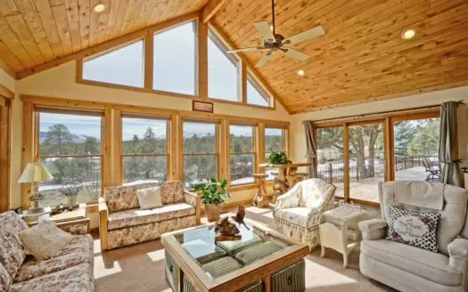 Luxury Log Hill Ridgway Estate with Stunning Mountain Views