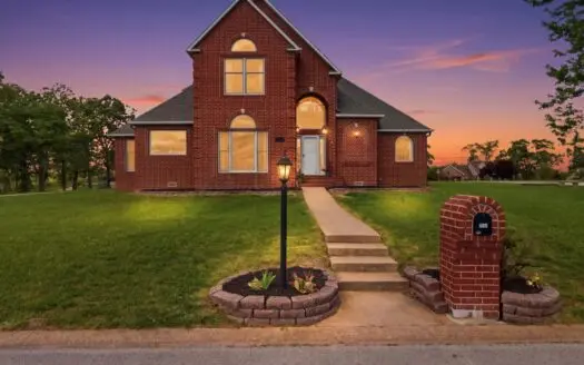 Luxury Property in Golfing Community, West Plains, Howell Co, MO