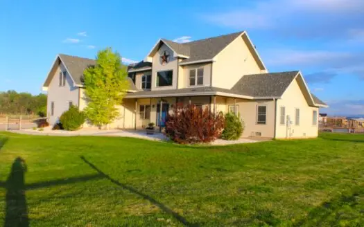 Private Colorado Dream Home on Acreage with Shop, Privacy & View