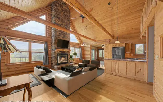 6-Acre Country Estate Keil Coulee Valley