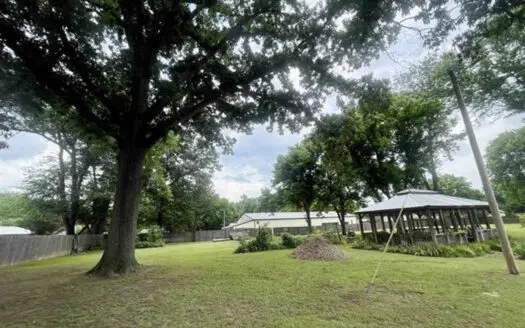 Luxury Gated Estate for Sale in Salem, Arkansas