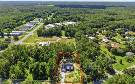 Luxury Living in High Springs!
