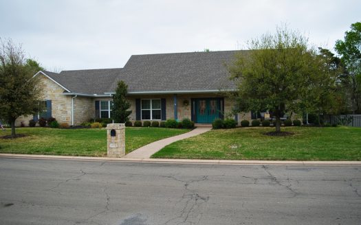 Waco Texas military real estate listing photo 1