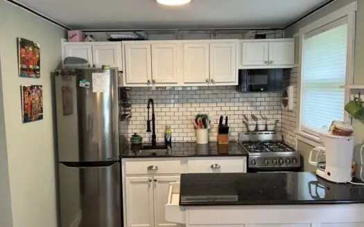 Charming Cottage in Marlin, Texas