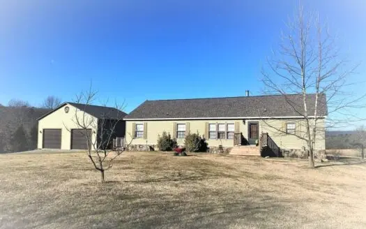 Country Home for Sale on 56+/- Acres Near Pleasant Plains Ar
