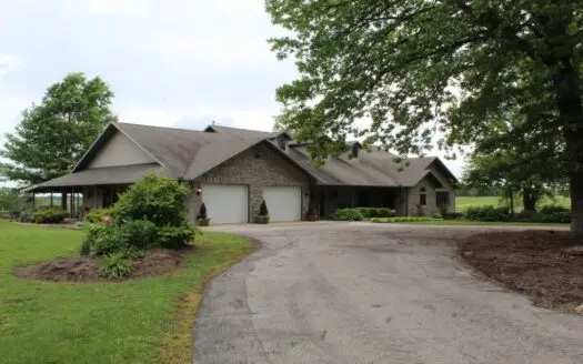 Southern Missouri Ozarks Farm for Sale